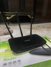 للبيع منظومة انترنيت  راوتر عدد 2  يو بي اس عدد 1  تحويله ONU جيبون عد...