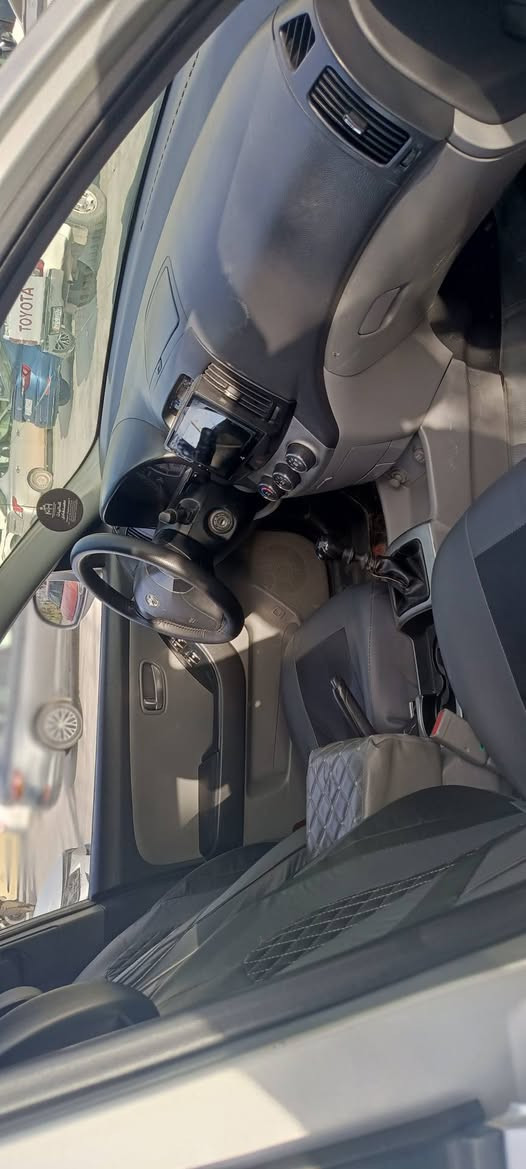 النترا  2009  گێر عادی
رەقەم سەنەوی جدید 
  گێر و مەکینە شەرت 
تەحویل غرامە شەرت
صبغ 1 پارچە و نیڤ  
غرامە 140 هزار  
   سعر 85 مەجال  
*********** دهوك, العراق
