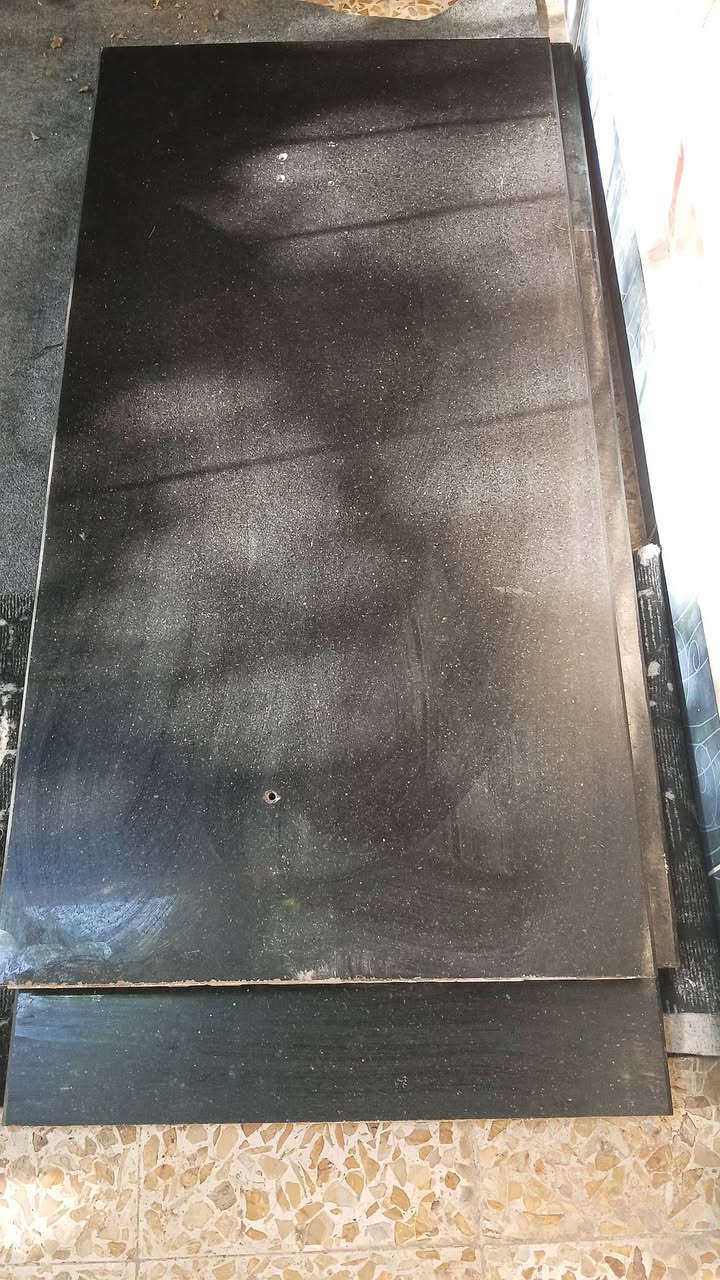 3 قطع مرمر نضيفه للبيع
قطعتين كاملات
قطعة مكصوص منها شويه
قطعتين كل قطعة 120× 60
 قطعة الثالثة 110 × 60
ادفع سعر اذا اقتنعت مبارك عليك
*********** واتساب
