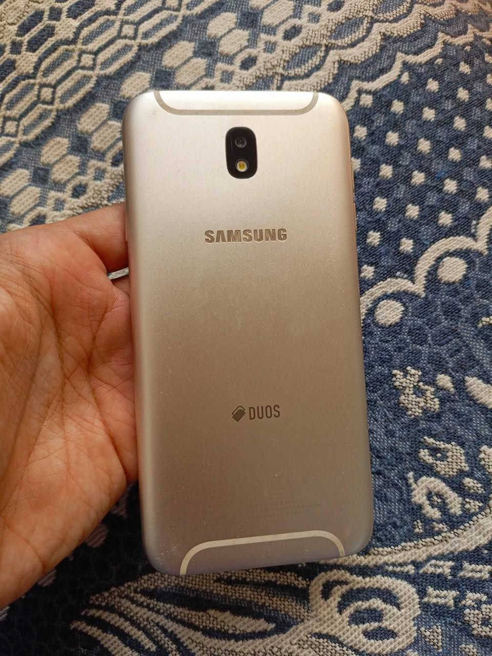 J 7 برو
الذاكرة 64 
الرام 3 
الجهاز شغال كامل بدون خلل بصمة كاميرات كلو شغال نضافة بل صور السعر 40 شراي راسلني أو اتصل ***********
