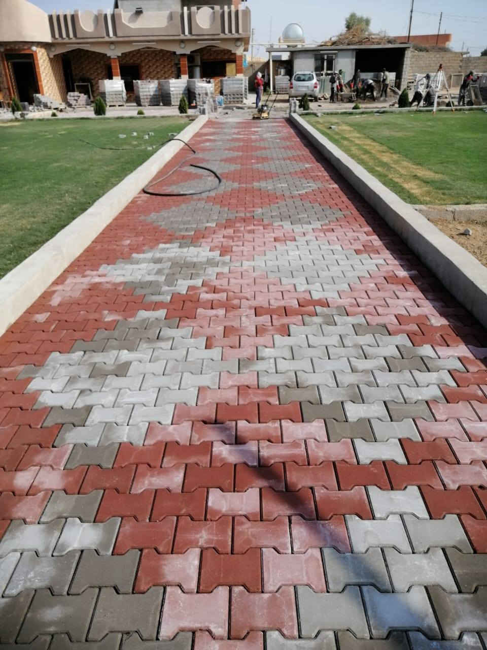 سلام عليكم يتوفر كادر متكامل من بناء الكربستون ولبيهارتون ول ساقية بنواعه متفرغ حالين كادر سريع وبسعار مناسبة +نشتغل حدائق ورصفة ومدارس ومنتزهات ودوائر  ويوجد كرستة وعمل ويوجد عمل للتصال ***********+++++***********
