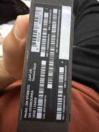 اس ٢٥ الترا اسود تيتانيوم ٢٥٦ لسا بالضمان قبل شهرين اخذته دبل سيم كارت...