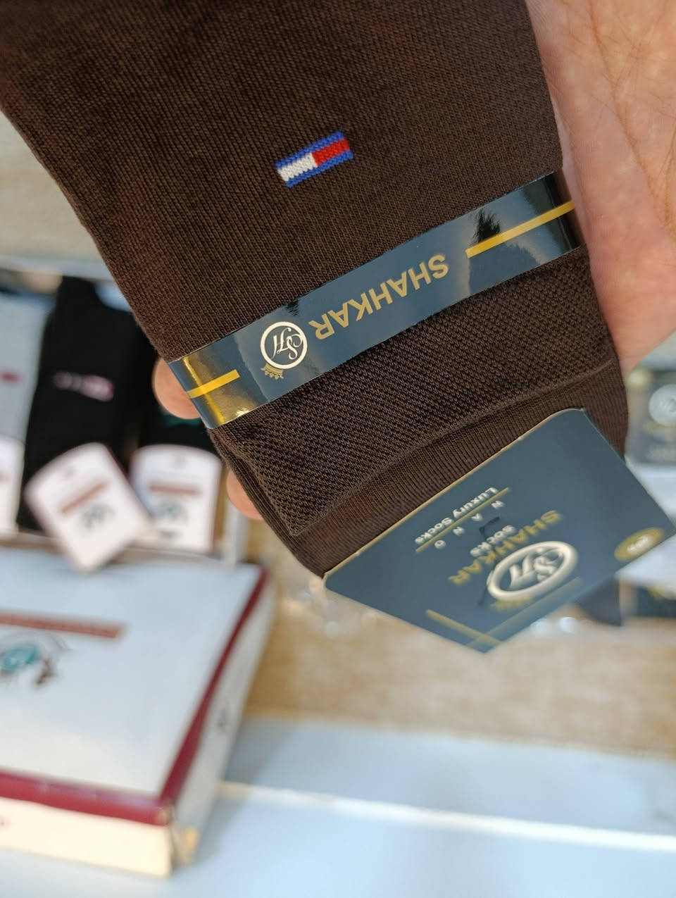 جوارب رجالي كوليتى عالى درزن ١٢عدد سعر درزن 5500اقل كميه 25درزن طوصيل اكو كل محافظة  عيراق واتصاب ***********
