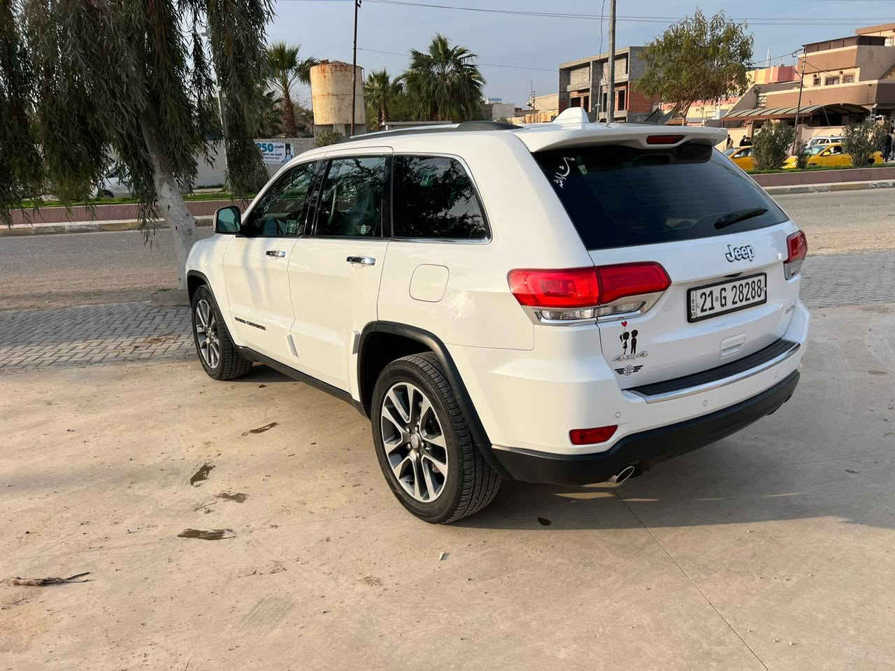 جيب 2018 
شركة  هالم خليجي كفاله
خليج گراند شيروكى
وكاله  مواصفات ليمتدد بلاص . ثلاث شاشات . فول فول 
 سياره كل شرط عل وضع بلاد شريكة مكفول كفال عام  . 
** ماشى 102كم. سكف بانوراما  
2-كشن هيتر وكشن تبريت.كشن كهربا ئي وكشن مساج.استيرن هيتر استيرن شفطاط وتحكم قرص سيدي لايد ليد لايدزينون. مرايا هيتر -مرايه حساس  ئوتوبريك  ئوتو ترافلايت  ئوتوستارد. تحديد سرعه
8- 10 سماعة ديجه ي بل سندوق بلاد شريكه  
تبريد مركزي *-صندوق شفط يدات نيكل +يدات بصمه .
 مرايه شفطاط ومرايه رادار طايرات جديد شريكه سبيرمقدس مانازل . زراكات ماء مال لايتات.
تحديد سرعه . شغال دعاميه كدام ودعاميه وره بي رادار وحساسات. محرك وكير شرط وضمان .
كل جسم شرط عل وضع بلاد شريكه. 
ملاحض/رقم جديد هزه وسنويه  كل جديد لي حد سنة 2029
رقم تليفون صاحب سياره. وتس ئاب بي هم. كركوك, العراق


**إذا كنت صاحب هذا الإعلان وتريد حذفه لأي سبب، رجاءا أرسل رسالة إلى الدعم الفني**