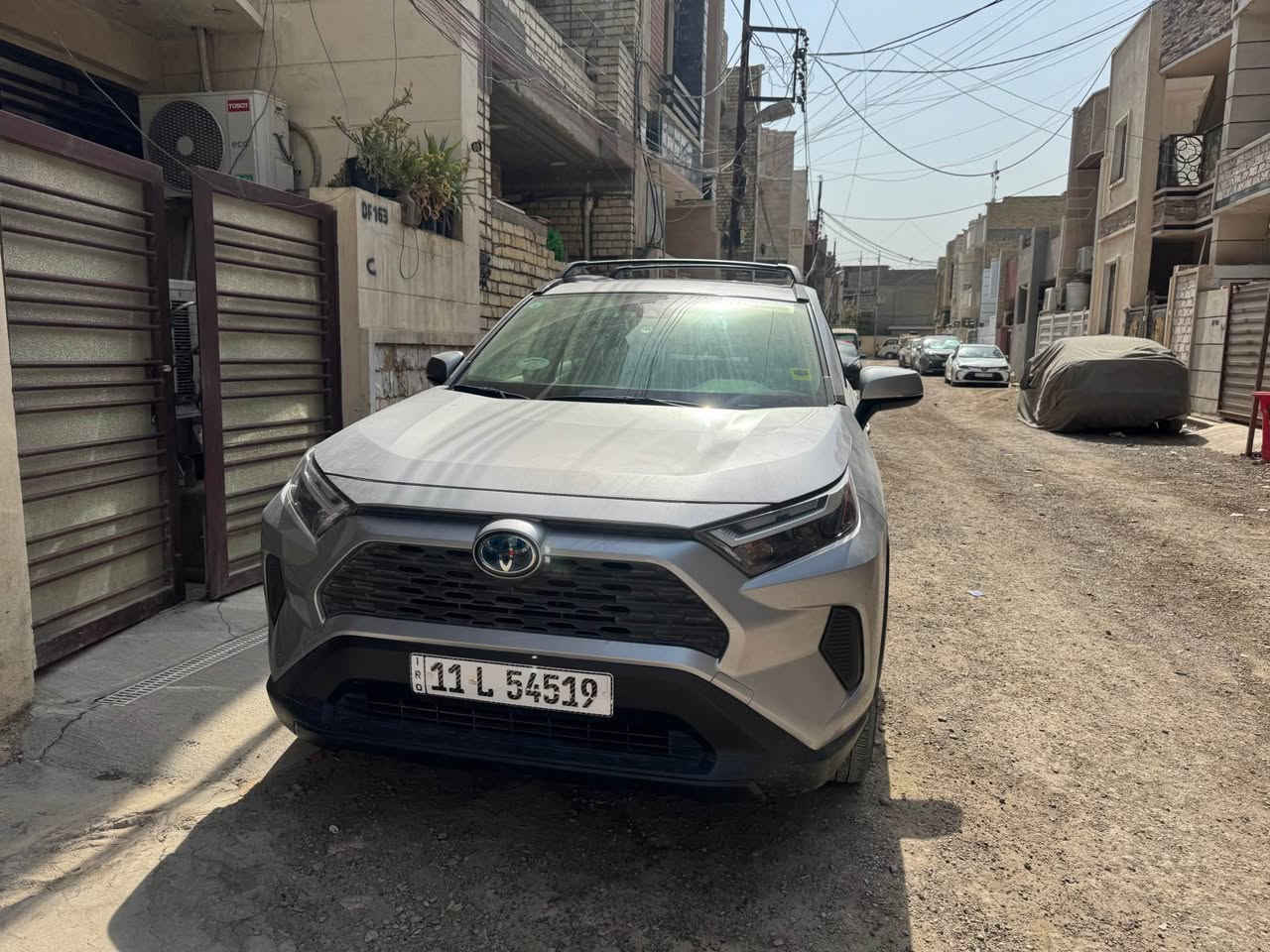 للبيع راف فور هايبرد xle موديل 2022 وارد امريكي
محرك 2.5 هايبرد
دفع رباعي
فتحة سقف 
تبريد منفصل
بصمة تشغيل
بصمة دخول
كشنات تدفئة وتبريد
نقطة عميا 
مثبت سرعه 
اوتو هولد
الضرر جانبي تبديل بابين عكس السائق
السعر 225$
السيارة بااسمي تحويل ثاني يوم
*********** 
واتس بغداد, العراق
