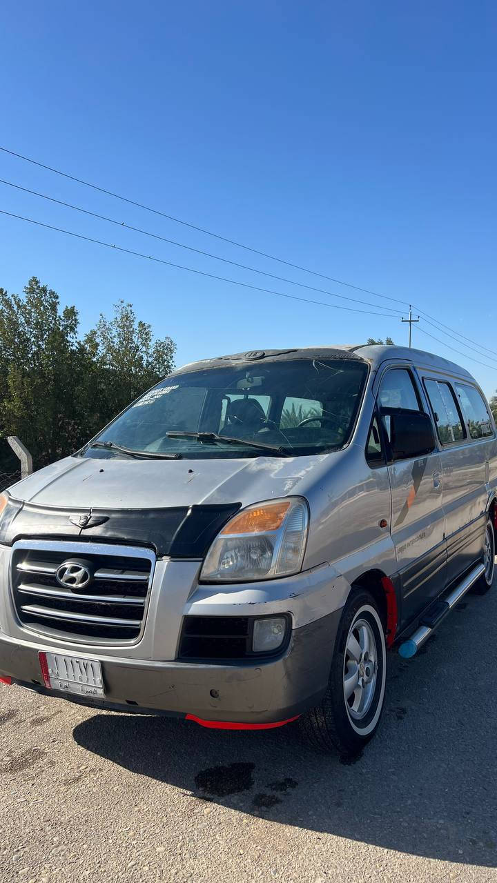 سلام عليكم سياره ستاركس 2007سياره جاهزه رقم بصره مداور عندي وكاله عامه مكان ناصريه مكينه مال 18بيه بخار  بدون تنقيص ترايك لشمال دواخل نضيفه طخم تاير ابو الخطه سنويه ل28بيه شاصي واحد معمر باتري حداديه زينه  قبل سبوع شاده السعر 65وبيه مجال للستفسار ***********
