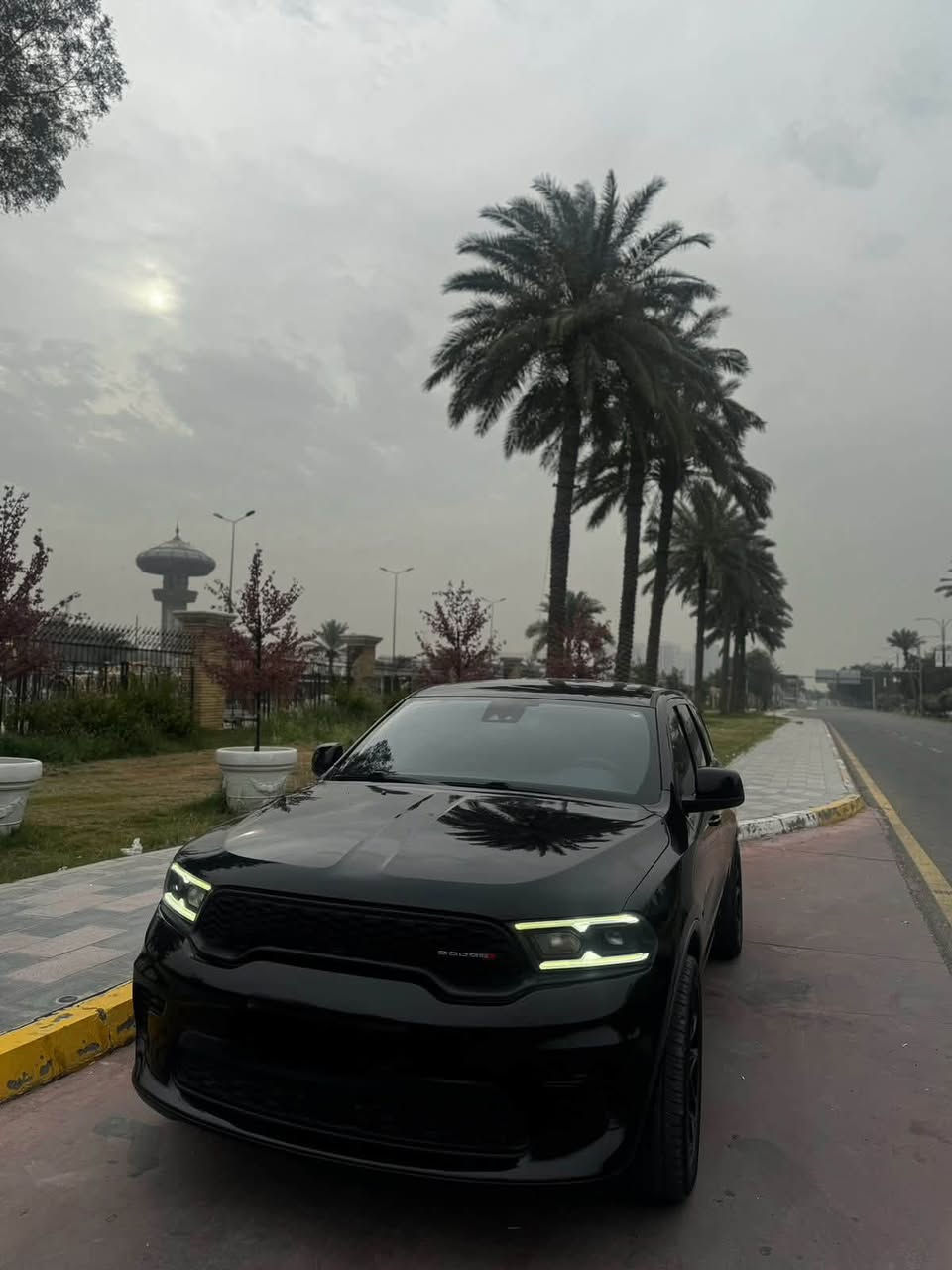 السلام عليكم

دوج #دورنكو GT 

السياره اربيل ب اسمي 

لون اسود

المواصفات

الموديل :2023

المحرك : 3.6L . V6  (ستة سلندر)
كير صدر كلة كفاله

تايرات بحالة ممتازة

مصابح امامية زنون مع LED مع كشافات دعامية زينون

بصمات عدد 2 للأبواب مع بصمة جنطة وبصمة تشغيل وتشغيل عن بعد
جنطة كهرباء

غرفة السيارة جلد لون اسود واحمر vip

رادار امامي مع مانع تصادم

حساس خلفي اصل

تحذير الخروج عن المسار

تحذير النقطة العمياء

سستم صوت

تدفئة مقود القيادة

مقود رياضي مع تحكم كهربائي

كامرة خلفية دوارة اصل مع الستيرن

شاشة الدشبول الحجم الكبير 10.1 انچ

نظام ملاحة GPS

گير شفتر ستيرنك 

تحكم فول كهرباء لكرسي السائق والراكب 

سستم صوت

تشغيل عن بعد

دفع رباعي 4*4

إطفاء وتشغيل اوتماتيكي

تحكم ستيرن جهتين بلوتوث وحاكية وكروس سرعة وتحكم صوت 

نظام ABS مانع انزلاق
بعد بيها هواي مواصفات

السيارة كفاله عامه بدون صبغ
بدون شخوط وبوارد

مكانها بغداد المنصور

السعر المطلوب :277

الاتصال على :


**إذا كنت صاحب هذا الإعلان وتريد حذفه لأي سبب، رجاءا أرسل رسالة إلى الدعم الفني**