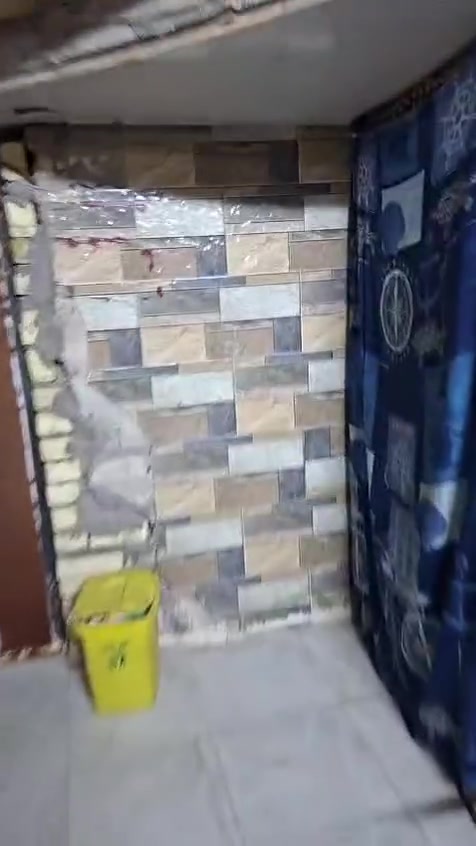 السلام عليكم بيت للايجار في منطقة  ابو دشير للاتصال***********
