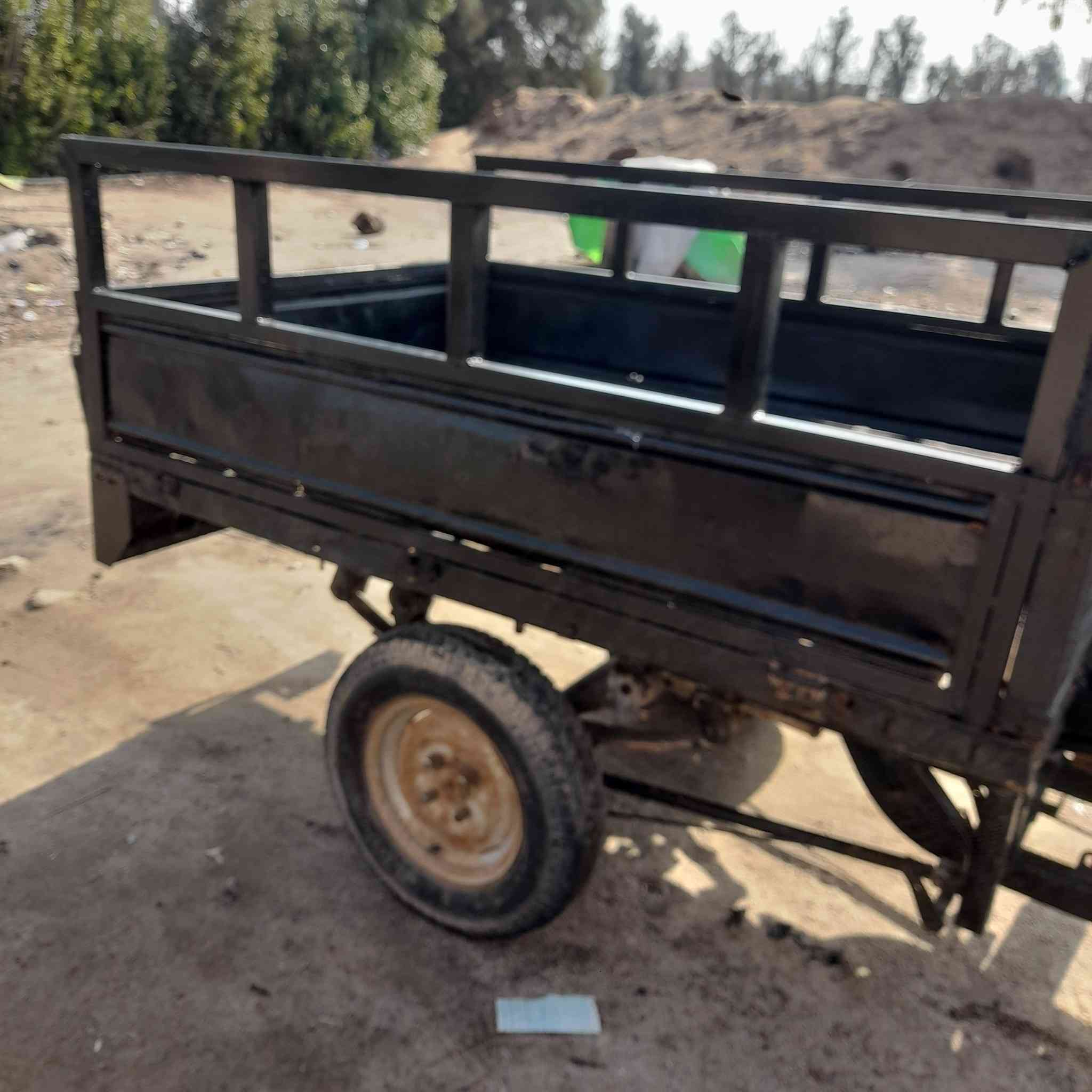 السلام عليكم عندي ستوته كلك للبيع نضيفه مكاني طريق نجف عمود324هاذه رقمي ***********سعر ست ميه وخمسين وبهيه مجال لشراي
