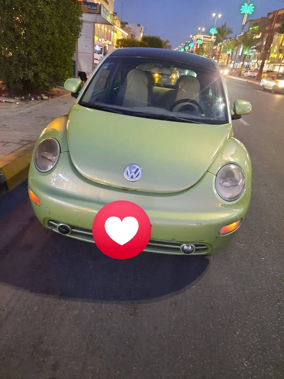 السلام عليكم سيارة بيتل فولكس واكن رقم بغداد سيارة مكينة كير السيارة اوتماتيك بيع او مراوس مكانها بابل 
***********
