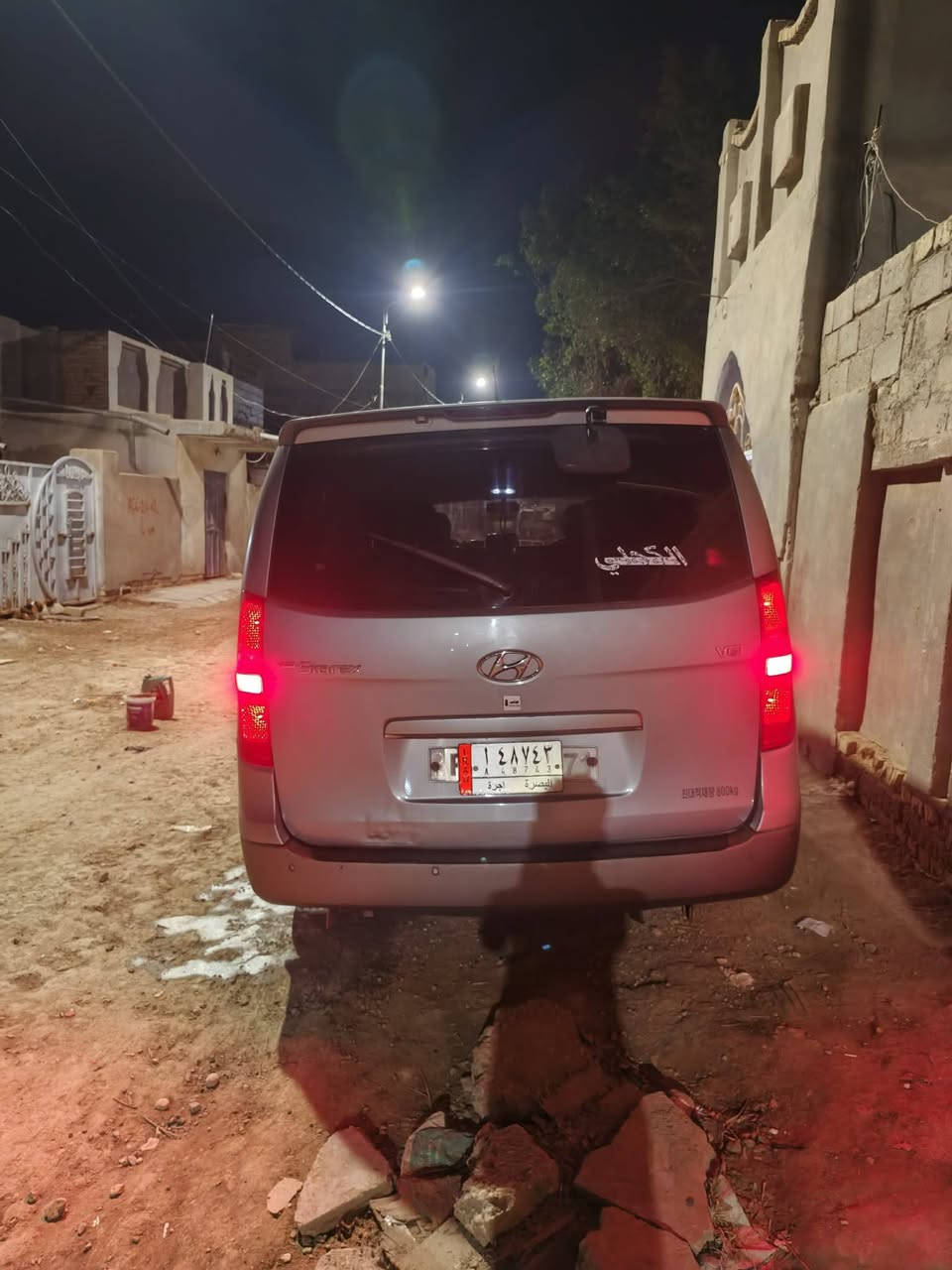 السلام عليكم للبيع ستاركس ٢٠١١ مسكر اصل السيارة فقط صبغ الجاملغ الخلفي الايسر من كوريا وتبديل جنطه بالعراق والباقي كفاله رقم بصرة حداديه تخم تاير مكينه كير كهربائيات غرفه كلها شرط الف دينار ماتخسر عليها المكان ديوانيه قضاء عفك السعر المطلوب ١٧٠ وبيها مجال للاستفسار اكثر ***********
