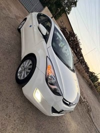 النترا ٢٠١٣ • دخول جديد • داخل جلد