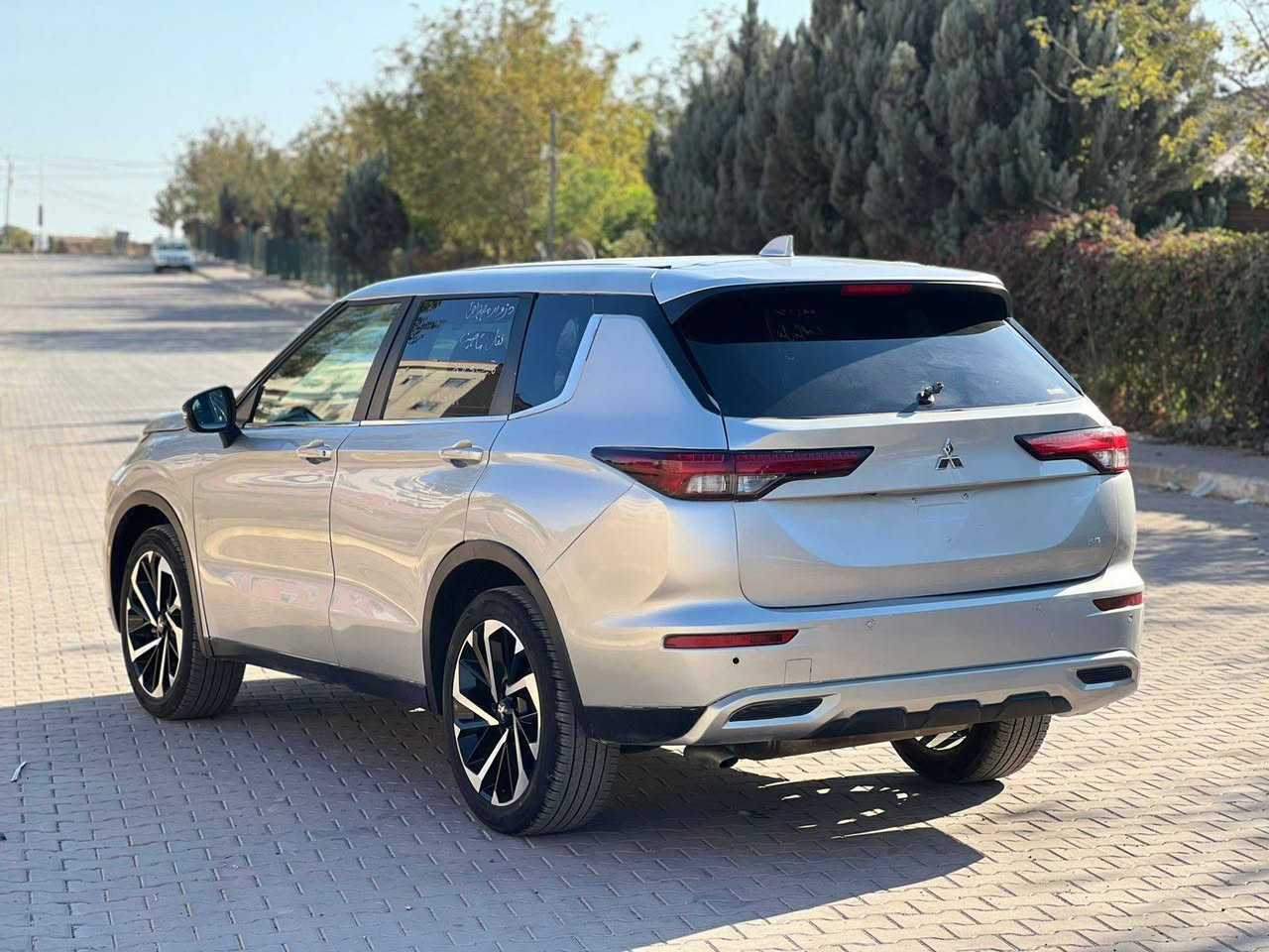 مسبوشي اوتلاندر موديل ٢٠٢٤ بجم كبس وارد بيه بيان اثنين خفايف محرك ٢٥٠٠ بانزين عادي كير ٦ مراحل قيادة كامرات تحكمات رادرات مليانه مواصفات رقمه كامل اربيل تسجل بااسمك مباشر مري شفط جنطه لمس هواي مواصفات
اخت الزيرو ماشية ١١ الف
السعر  بلاش 190 مع الرقم

المعلومات واتساب

***********
