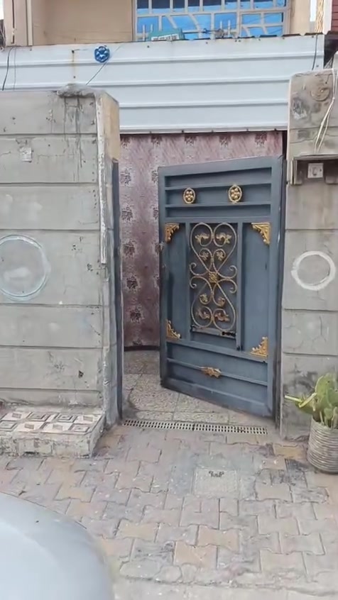 بيت 100متر سكلات 13بيت جاهز موقعه حلو للستفسار سعر خاص ***********
