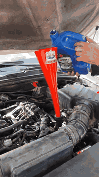 الوحش الأمريكية  
VP Racing Street Legal Premium SAE 10W30
زيت قوي ومجرب من شركة VP Racing، مصمم حتى يحمي محرك سيارتك ويطوّل بعمره 

✅ يحمي مكوّنات المحرك من التآكل
✅ يقلل صرفية البنزين ويحقق أفضل اقتصاد بالوقود
✅ استقرار حراري عالي ويقلل من استهلاك الزيت
✅ معتمد حسب مواصفات API SP – ILSAC GF-6A

💡 ويا VP Racing… سيارتك تبقى بأمان وأدائها يظل بأعلى مستوى

متوفر لدى خدمات الاخوين لصيانه السيارات 
الوكيل الحصري في العراق تضمن لك الجودة والموثوقية مع أفضل العلامات التجارية العالمية.
    (خدمات الأخوين لصيانه السيارات)
العنوان ديالى جلولاء حي الصناعي 
***********

 #صيانة_دورية #زيوت_محركات #حماية_المحرك #جودة_عالية #أداء_عالي #CarCare #vpracingfuels
