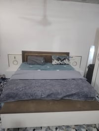 غرفة تركي للبيع 10 قطع مكاني بغداد زعفرانية 07731673343 سعر ٥٥٠ و بيهة...