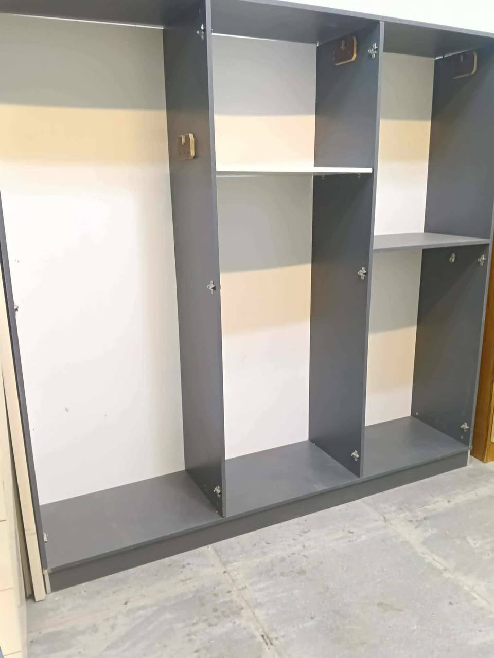 غرفه تركي ابؤاب نظيفه جدا شخطه ما بيها السعر460مع شد ونقل الحجز واتس***********
