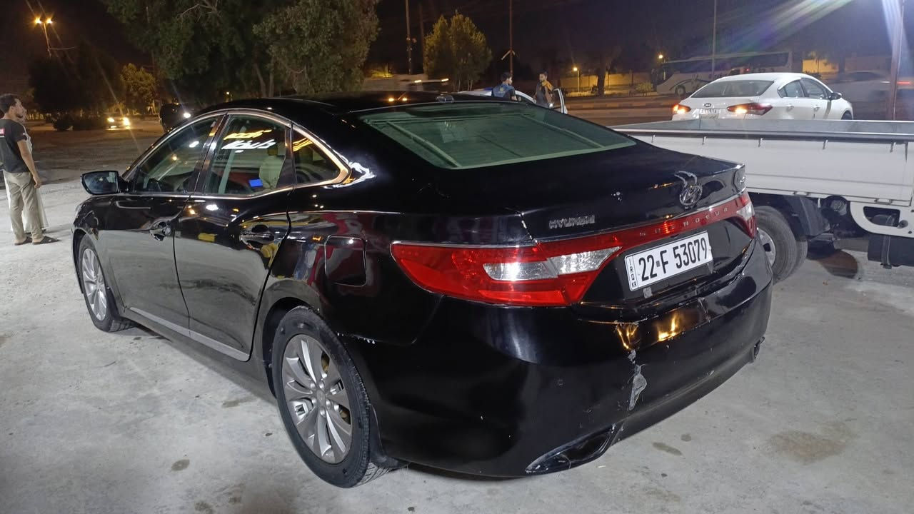 ازيرا وراد كوري 
السلام عليكم ازيرا موديل 12 وارد كوري مكينه  6 (3000)داخله اكلين بل عراق قطعتين بيها سياره جازه فول مواصفات بنرامه سايد ابريك بصمه تبريد امامي خلفي جاهزه من كلشي وكاله أو تحويل سنويه ماصاقطه سياره مال بيت مامتعوبه تخم تاير منضومه بانزين منضومه ماء كله جديد سونارها موجود تفاصيل اكثر تفضل خاص بيها ملاحضات بصيطه مكانها نجف / *********** سعرها 105بيها مجال الشراي يتصل
