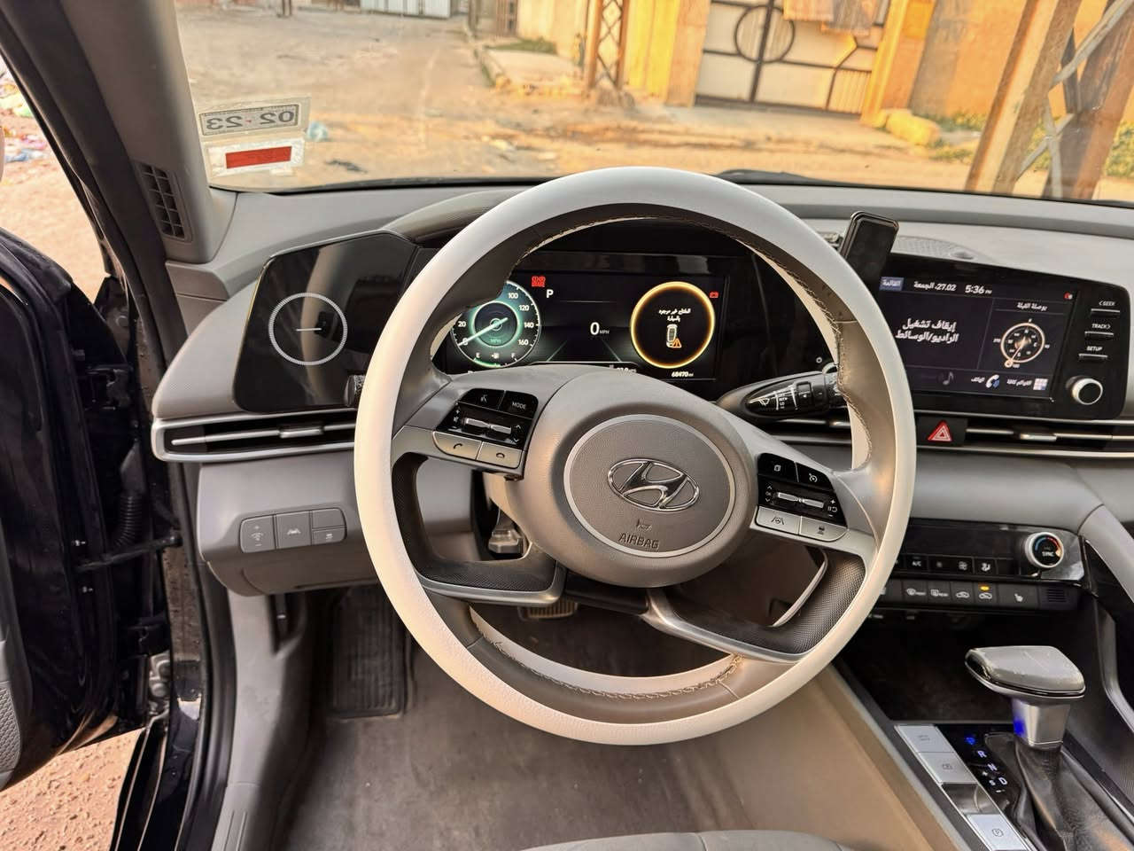 بسم الله الرحمىن الرحيم
النترا ٢٠٢١ للبيع فقط 
السعر ١٤٥ وبيها مجال للشراي
يجي ويدلل 
***********
هذا رقمي وبي واتس اب
 ثلاث انظمة قيادة
شاشة دجتال متصلة
رادار اربع اتجاهات
توقف ذاتي
وبعد بيها هواي مواصفات
