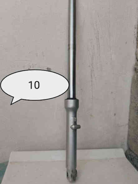 غراض هارلي للبيع وموجود الفج واليده مال ابريك والايطار مال الويل الخلفي و الطبكات مال ويل  الي يريد الغراض يتصل ***********
