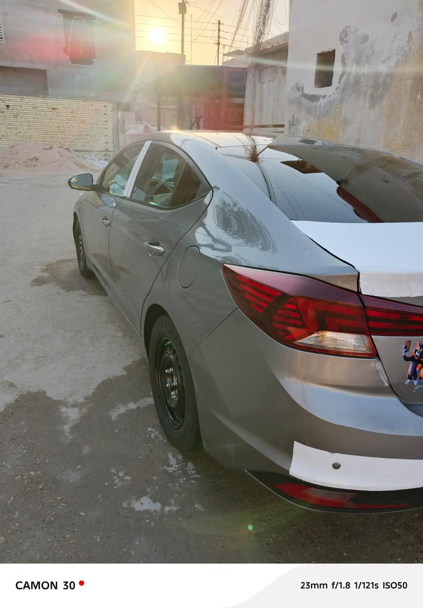 سلام عليكم
الانتره مديل 2020 مكفوله كير مكينه شواصي بس بنيد مبدل وبارد بل باب والجنطه رقم بغداد معوقين راعيه بل بصره جاهزه السياره سعر 125 بيه مجال ملاحضه العطر الامامي بي كسر ***********¹
