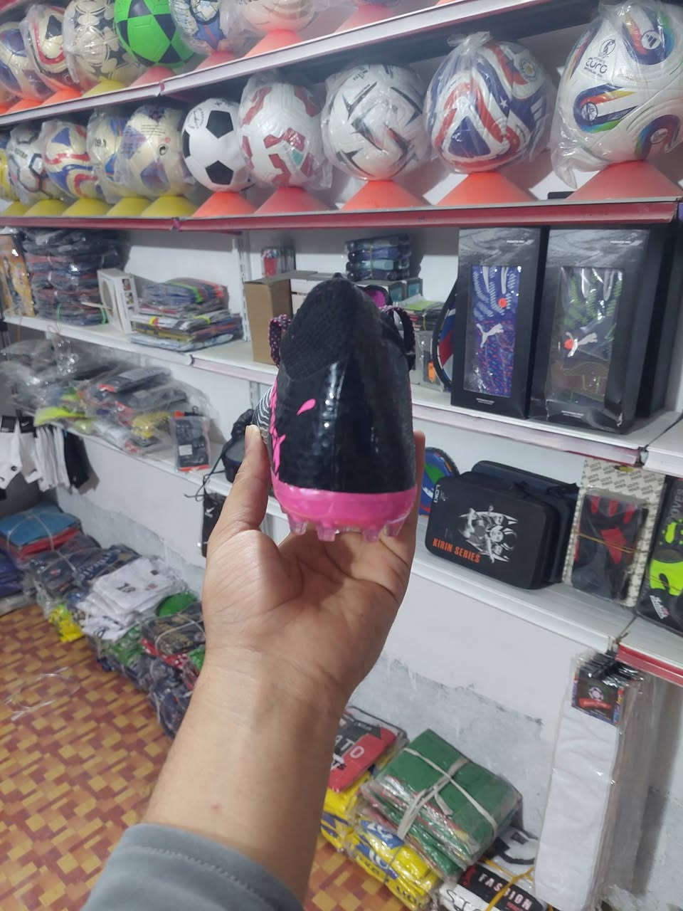 السعر 25
قياس 39
يوجد توصيل
واتساب ***********
