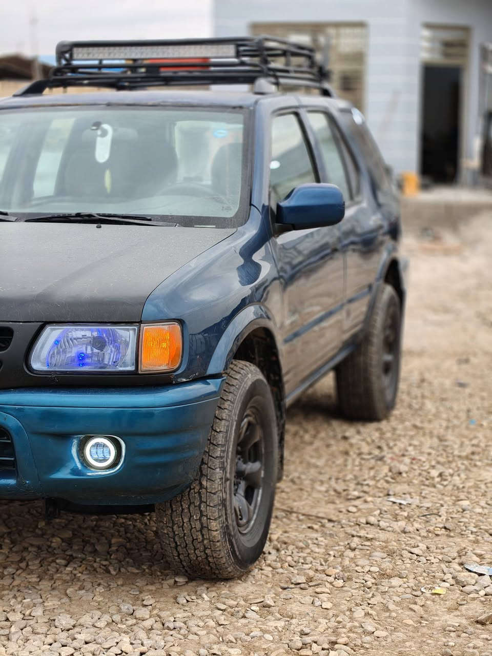 اللهم صل على محمد وآل محمد 
السعر 65$ مجاله بسيط (يعجبك كمل التفاصيل)
للبيع ازوزه موديل2001 رقم اربيل دولي لوحات وهزه جديده تحويل او وكاله يرهم السنويه لغاية 2030. 
صدر امامي وخلفي جديد قبل شهر شاده المشط والباور معمره بالكامل وبعده بالضمان فقط دبل خلفي واحد طاك
_كير ومحرك VVT ديلكو شرط مكفولات. 
_قطعتين صبغ فقط بلاديه لا خياس ولا تعمير ولا طخه. 
_تبريد شغال ثلج شرط المنظومه جديده. 
_تخم تاير جبلي مع السبير ماركة كرستال الاصلي. 
_لايت زنون شمسي اشاير لد شمعة كشاف قماره. 
_شاشة اندرويد كار بلي فول مواصفات سستم صوت فول.
 _الدواخل ع وضع الشركه ما ملعوب بيهن ابد. 
_عليهة ادامه كامله منظومة البانزين كلهة جديده. 
_ترايك 180 وين ميعجبك وبشرط تيه الستيرن. 
السياره ما تصرف عليهة الف جاهزه للاخير ومال جناي 
العنوان واسط قضاء الزبيديه/ تجي تفحص اي نقص تلكاه تاخذهة بلاش {آسف ع الاطاله}
***********
***********
