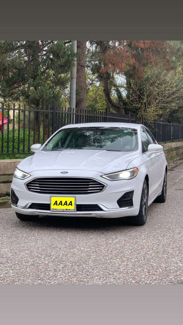 فورد فيوجن ٢٠١٩ sel
سيارة جديدة جدأ
سيارة فول مواصفات عدى سلايد
مكينه ١٥ تيربو مامفتوح
داخل كريمي كشنات جلدو كهربائي و خزن و تدفئه
ارادار و  شاشه كاميرا و حساسات خلفيه 
بصمه و شغال  و كود عل باب
لايتات زينون بلادي بعد هواي مواصفات
بجم كبس
مكينه و كير و الكهربائيات كلها شرط
و تحويل شرط

ملاحظه : 
سيارة بيها جامرلغ امامي صبغ و باب سائق كلير بدون دواخل و ايرباك بس تكم (برده)
سعرها : ١٢٥ بيها مجال أربيل, العراق


**إذا كنت صاحب هذا الإعلان وتريد حذفه لأي سبب، رجاءا أرسل رسالة إلى الدعم الفني**