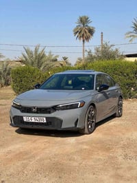 للبيع هوندا سفيك تورنك 2025  اعلى فئه  سياره فول مواصفات  ماشيه 32 Km ...