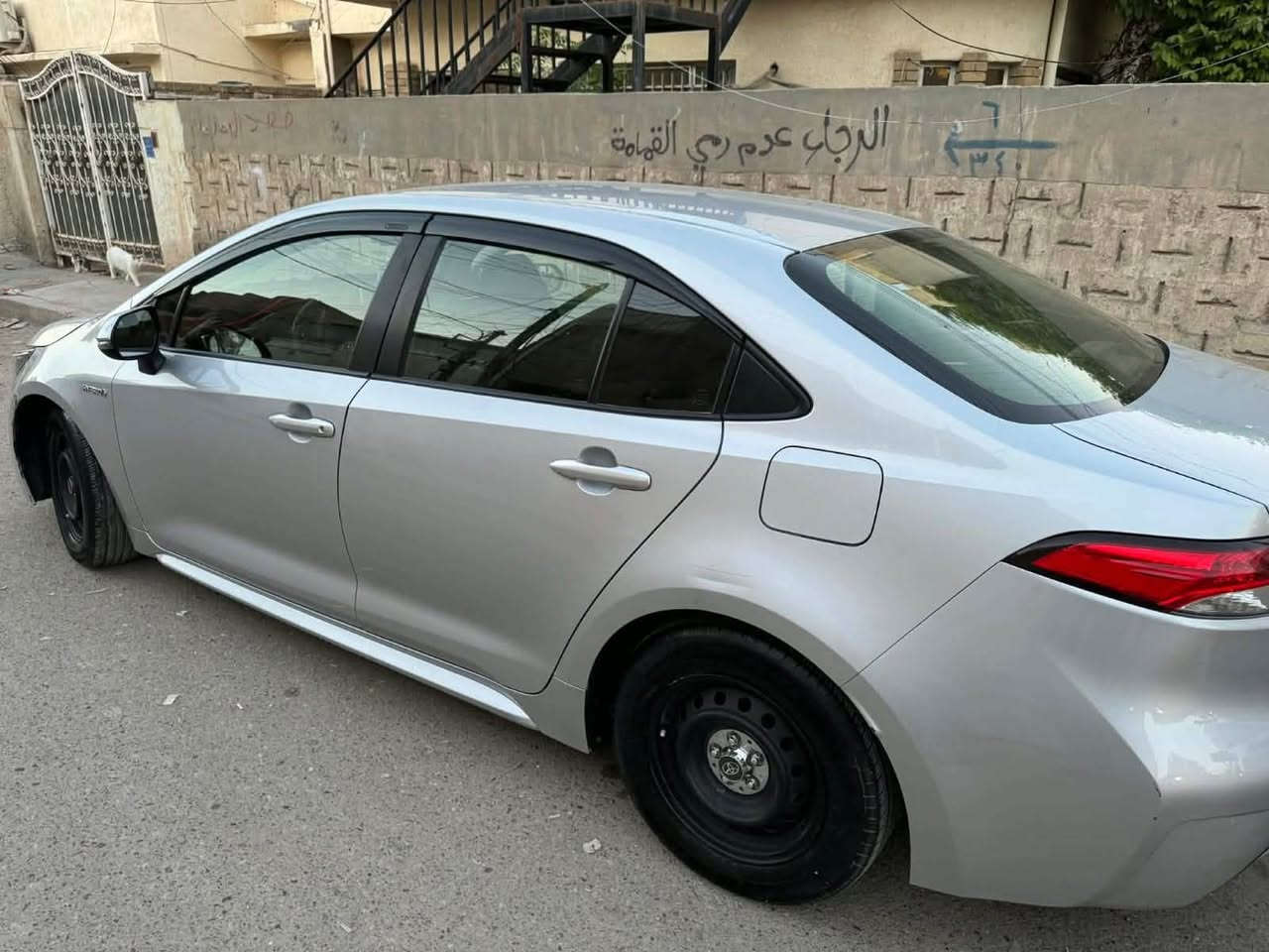 ٠🚗 للبيع: تويوتا كورولا هايبرد 2023
محور.      
الموديل: 2023
الوارد: ياباني أصلي
الممشى:85 ألف كم (قابل للزيادة)
المواصفات موصفات اي كورلا 
تبريد قوي
استخدام شخصي
السيارة نظيفة وما تحتاج شي
💰 السعر: 13100$ قابل للتفاوض
📍 المكان: بغداد سبع ابكار
📞 رقم الهاتف:***********
