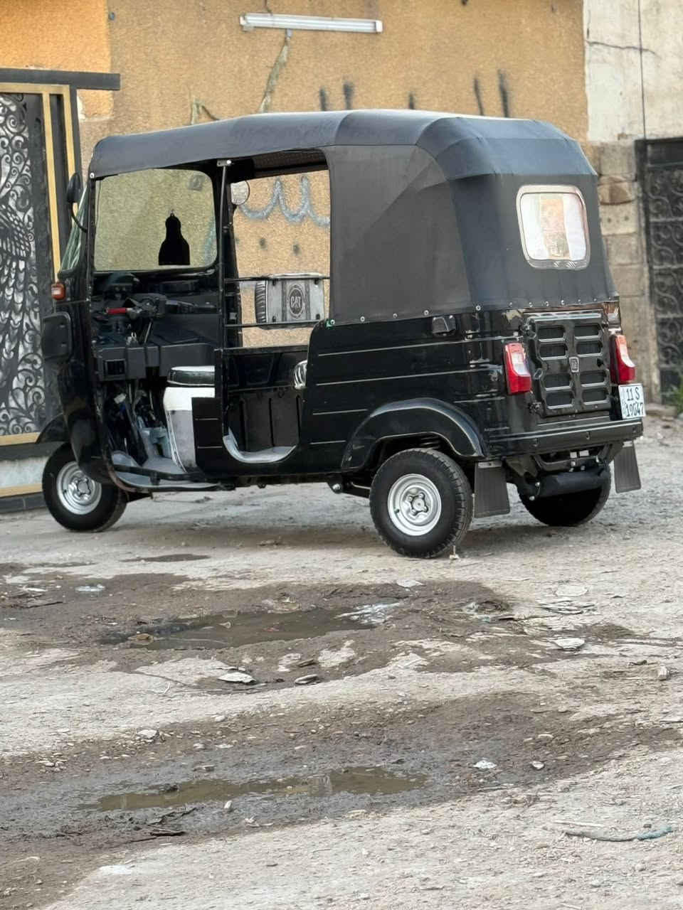 سلام عليكم تكتك البيع موديل 20سنويه ب اسمي مكاني الدوره ابودشير الاستفسار الاتصال ***********
