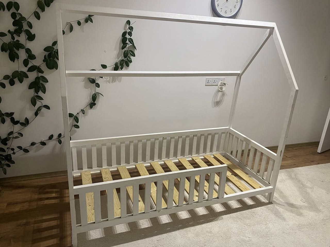 ئەم سیسەمە بۆ فرۆشتن لە سلێمانی قیاسی ٩٠بە ١٨٦ بۆ هەموو تەمەنێک ئەبێت دەستکردە لە داری سروشتی دروست کراوە زۆر تۆکمەیە.


**إذا كنت صاحب هذا الإعلان وتريد حذفه لأي سبب، رجاءا أرسل رسالة إلى الدعم الفني**