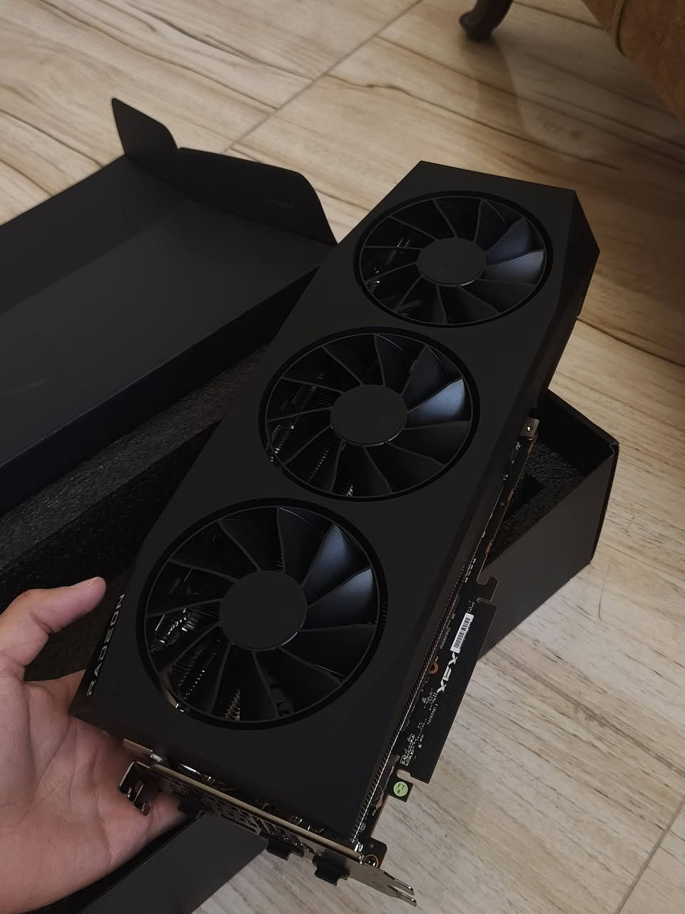 XFX MERCURY AMD Radeon RX 9070XT OC 16GB RGB
اقوى النسخ من الكارت قطعه (ما مستخدمه) فقط مفحوصه و اللي يريد الفحص يتفضل خاص 
السعر مليون و 150 الف


**إذا كنت صاحب هذا الإعلان وتريد حذفه لأي سبب، رجاءا أرسل رسالة إلى الدعم الفني**