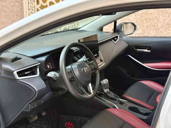 السلام عليكم
كورلا 2024 خليجي هايبرد 
ماشيه 27 الف  
كفاله عامه 
محرك كير بطاريات بحالة الوكاله
مواصفات فول:
بصمه
فتحه
شاشه كبيرة
داخل احمر
حساسات
لايت زينون
كامره خلفيه 
السعر . 145 وبيها مجال بسيط 
استفسار📞 *********** 
العنوان📍بغداد حي القاهره قرب جامع النداء
السيارك باسمي تحويل ثاني يوم
