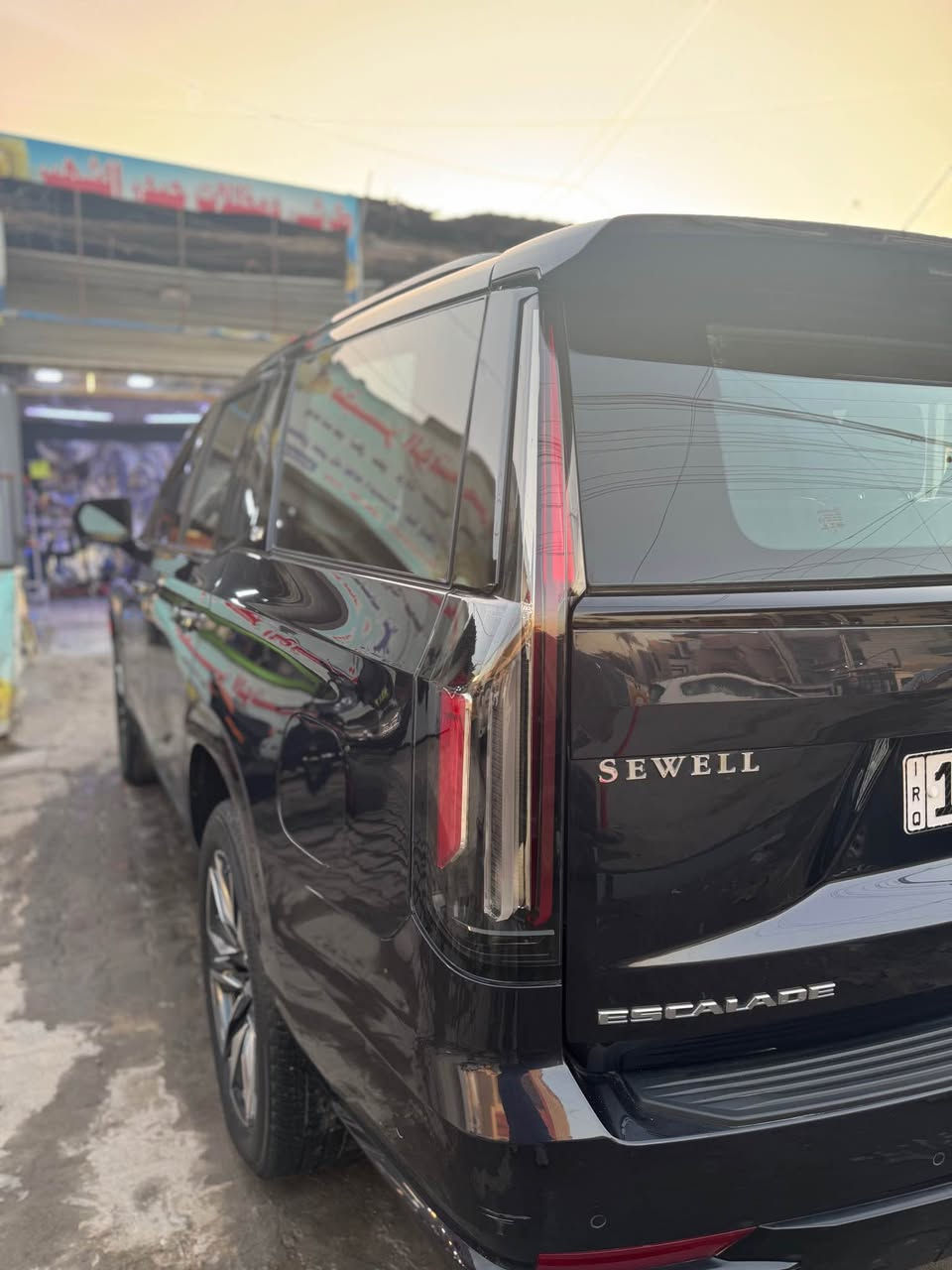 حادثهة تبديل بنيد والبنيد الأصلي موجود 
وصبغ جاملغ ايمن عكس السايق 
ونص الباب كلير والدعامية الامامية مصبوغة 
فول موصفات معروفة مواصفات سبورت بلاتينيوم
حدادية جديدة 
نانوا سيراميك جديد
غرفة جديدة 
السيارة جديدة كلش
ماشية 29 الف 
مكانهة كاظمية 
السعر 780$
*********** بغداد, العراق
