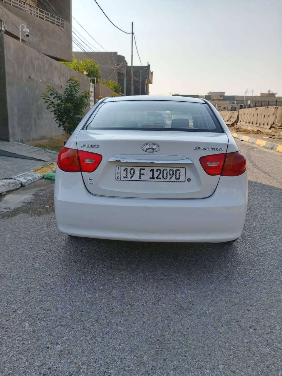 السلام عليكم النتر موديل 2011خليجي مكينه 1600 دكشن عالي مواصفات فول فتحه حداديه خلفي  امامي جديده كهربائية فول شغال تبريد تدفه تخم تاير بيه مكانت صبغ سعر 94 العنوان كربلاء سياره جاهزه *********** مواصفات فتحه تحكم ستيرن شاير بل مري رقم نكليزي
