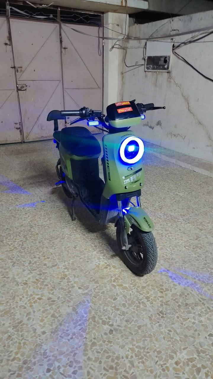 سلام وعليكم مكلف بل نشر 
ماطور R9 اخو جديد اسخدام شهر 
سعرو 500 وبي مجال  
‏‪***********‬‏
