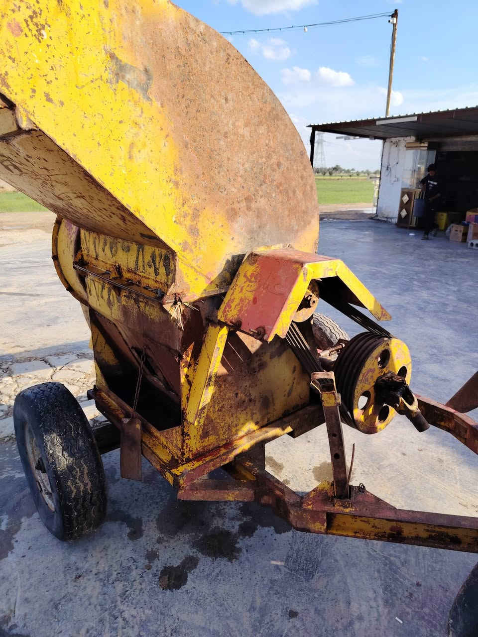 كاروضه للبيع
ذنون لاولاد حليمه شغاله وخير من الله كاروضه سريعه
الاستفسار ***********
