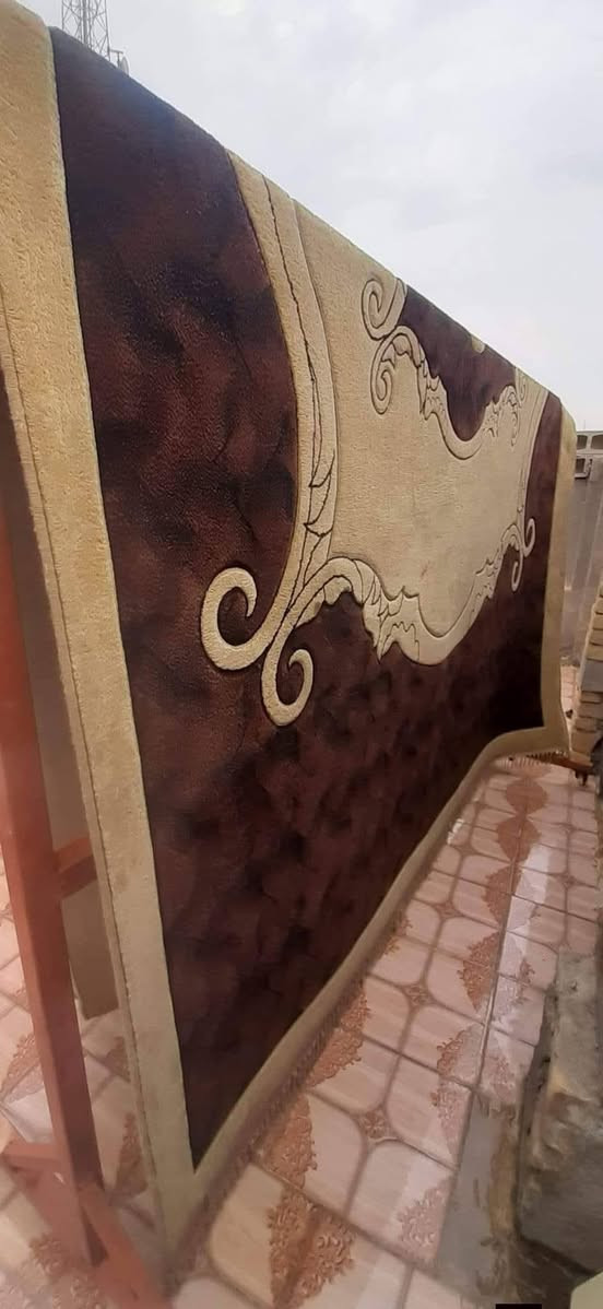 السلام عليكم
غسل الزوالي والمفروشات والبطانيات سعر المتر بالف دينار غسل ممتاز للإستفسار واتساب ***********  تلغرام *********** ديوانية التقيه الثالثه ساحة التوديع مقابيل حسينيه باب الحوائج بشارع ملعب الخماسي على طريق النجف توجد خدمة توصيل
