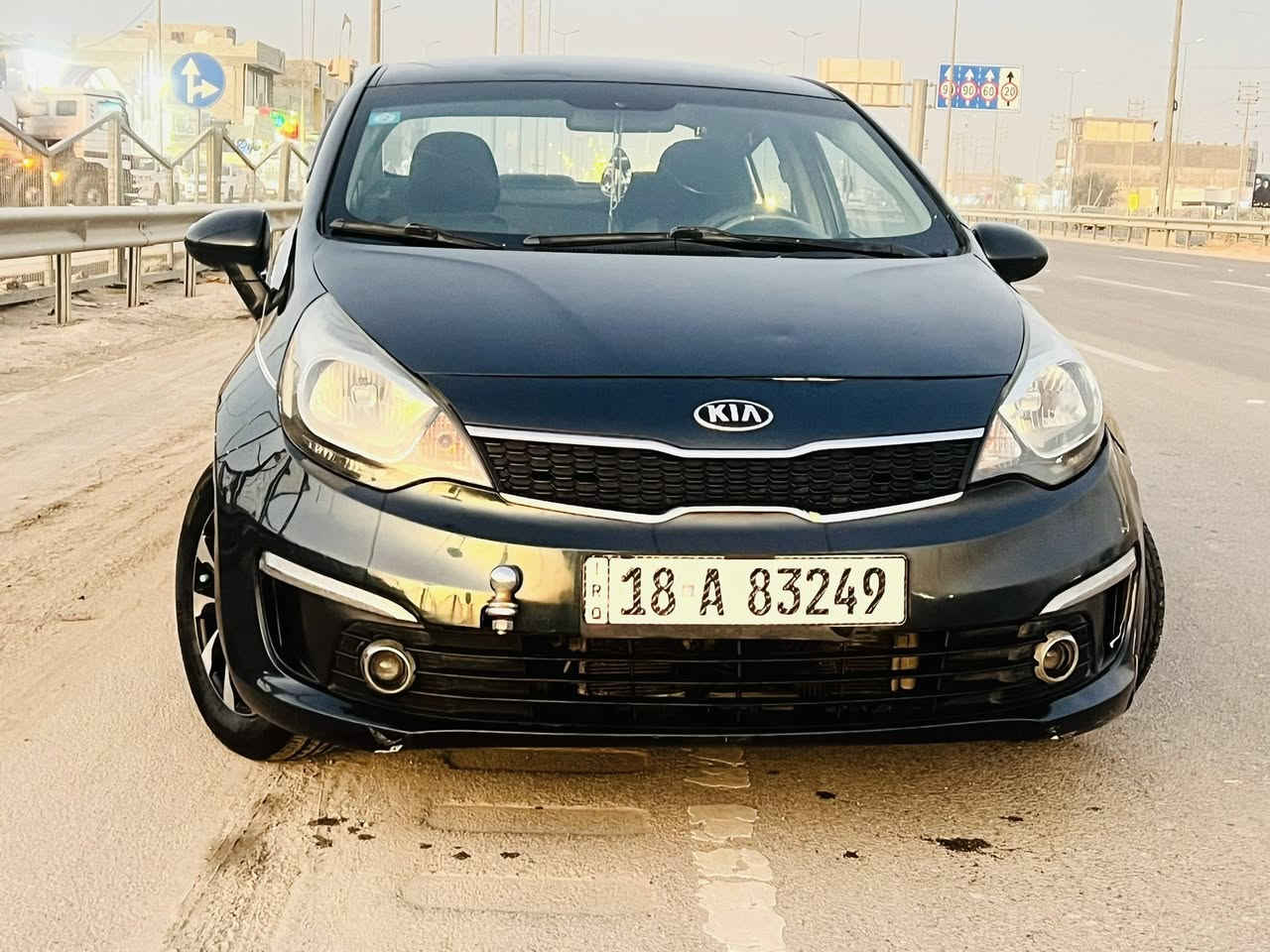 السلام عليكم
كيا ريو 2016 خليجي لون ازرق غير محدد

محرك 1600 دوش قطرتين 

رقم بابل مكان كربلاء 

ضربتها جاملغ خلفي ومبدل قبق جنطه وباب السايق 

مصبوغه حزام جماليه اثر شخوط 

السياره جاهزه للاخير تبريد تدفئه حداديه 100‎%‎

مسويلها ادامه شامله  

السعر 82 وبيها مجال حك الجيه

رقم الهاتف ***********
