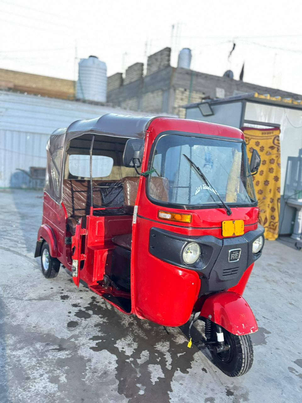 السلام عليكم تكتك للبيع مرقمه كامله بسمي موديل 2021 السعر 8500 رقم الهاتف ***********
