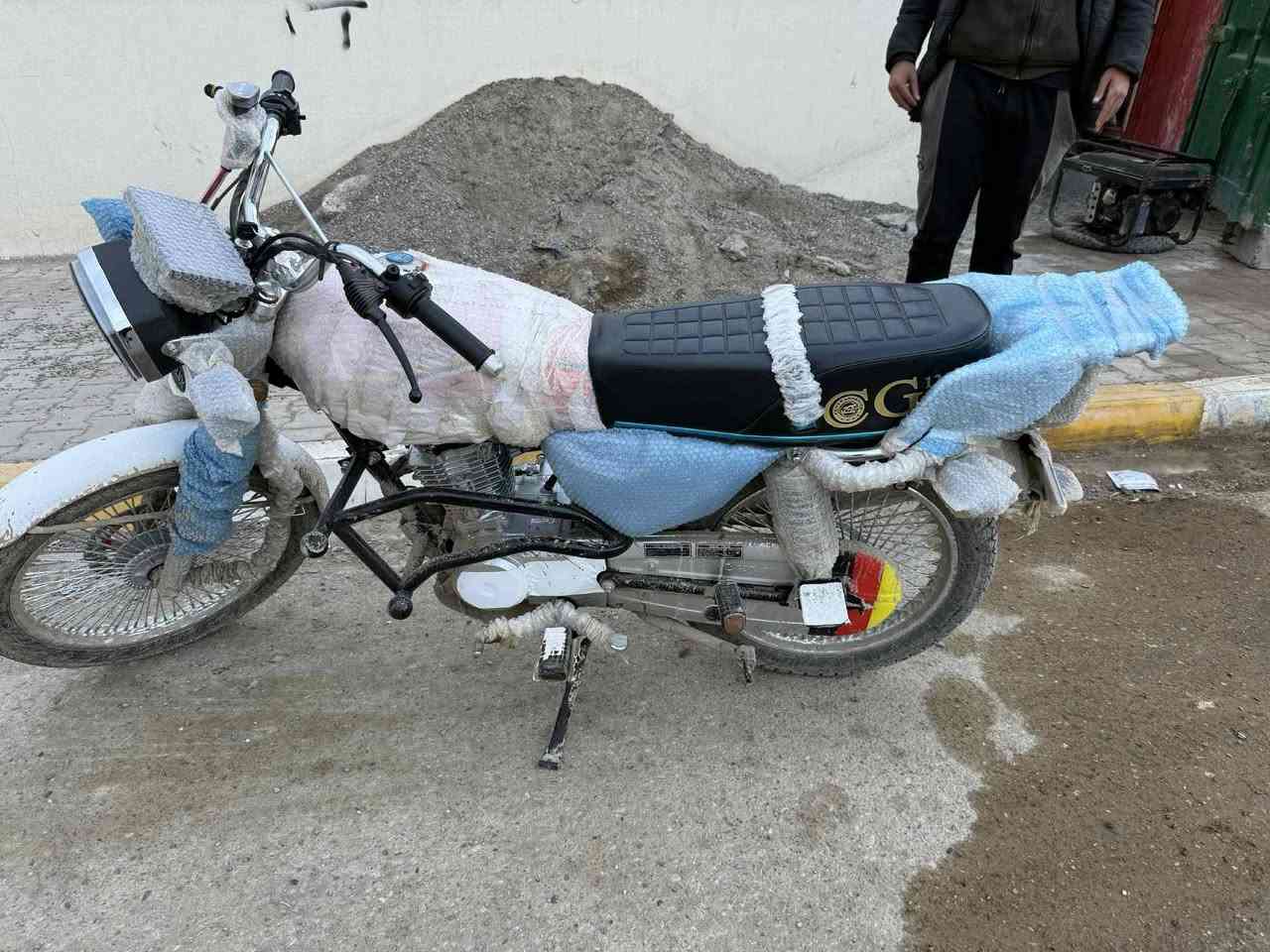 السلام عليكم 
موطور للبيع
موديل 2025
اربعه كير
السعر 825وبي مجال
هاتف ***********
