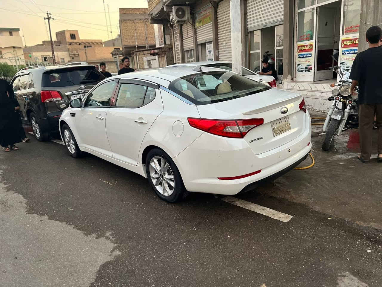اوبتما2013 خليجي محرك ٢٠٠٠ دوش رقم واسط باسمي
سياره قطعتين صبغ بدون معجون 
سياره مال جناي كلش نضيفه 
 جاهزه مكينه وكير حداديه كامله تبريد ثلج 
مكاني ناصريه قلعه سكر 
سونار مع الصور 
السعر 125وبيه مجال

***********
