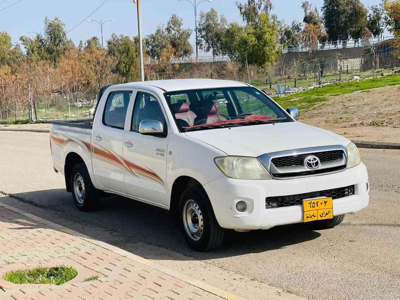 مەرزیە مۆدیل ٢٠١١ بی بۆیاخ بی کرانەوە مەکینەی نەکراوەتەوە سەنەوی ١٠ مانگی ماوە هەموو گیانی بەشەرت چرکەی تیانیە تەحویل و وەکالە بەشەرت شوین چەمچمال سعری ١٦٢ مەجال
*********** شمشمل, السليمانية
