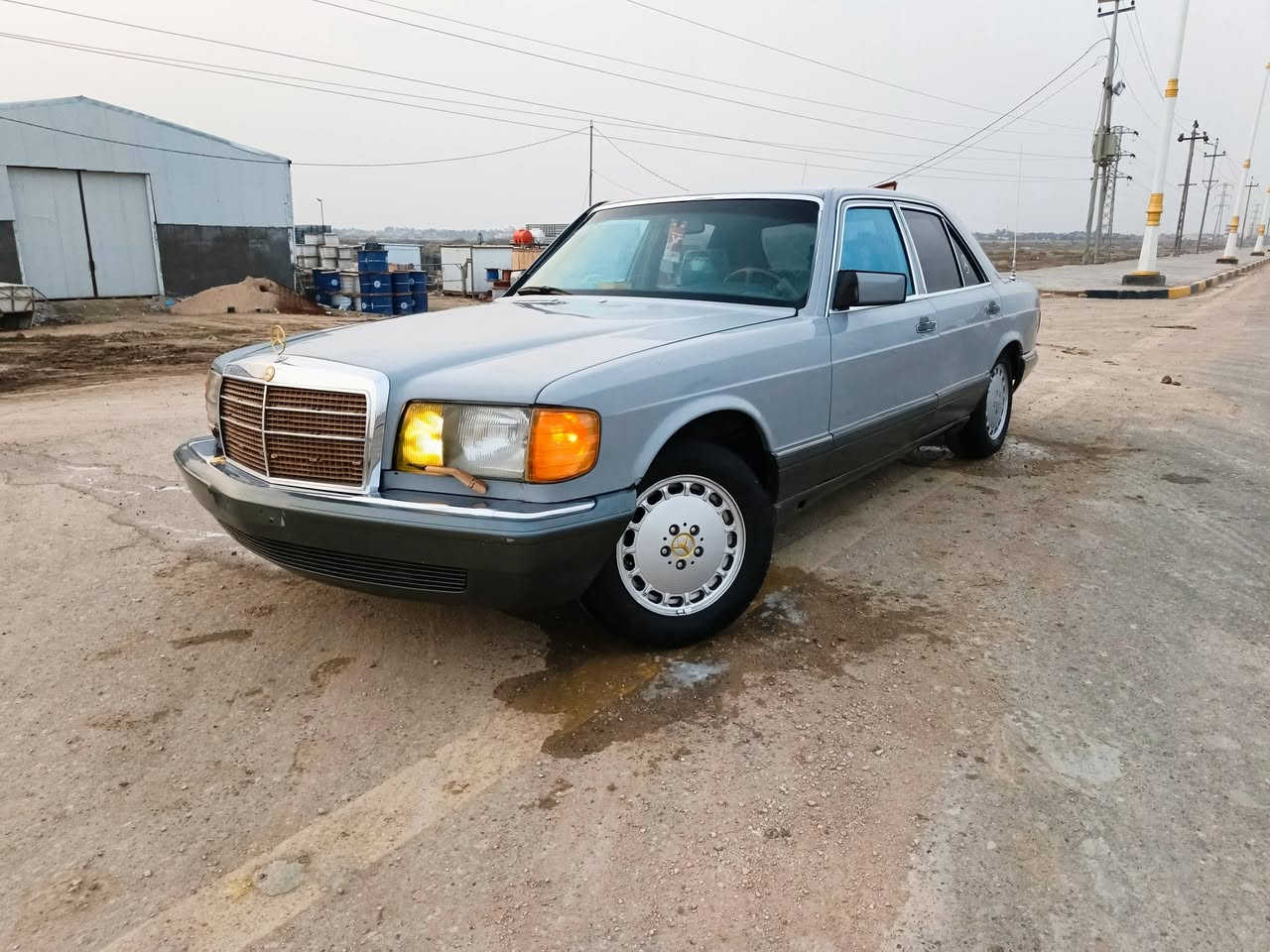 السلام عليكم ورحمه الله وبركاته..
للبيع مرسيدس جامبو باب قصير 

محور مكينه وكير رأس الثور 3000 ديلكو..

گير ومكينه شرط 

حداديه 80%

كهربائيات كلها شغاله ابلاد 

تخم تاير جديد هوه والويل باتري جديد 

غرفتها حلوة كشنات وارضيه جلد جنطه جلد 

سنويه ل 28 شرط التحويل 

سياره حلوة وخير من الله مال جناي ترايك وين ما يعجبك سياره تعبان عليها 

السعر 55 وبيها مجال للشراي 

للاستفسار الاتصال 

على الارقام..

*********** اثير

*********** آسيا
