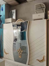 غرفة نوم ملكي • ماركه اطلس • شد ونقل مجاني