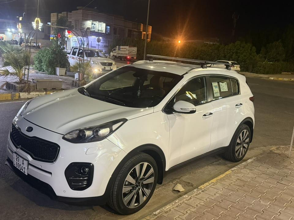 كيا سبورتج موديل 2018 خليجي كفاله عامه 
رقم واسط باسمي
كشنات جلد مطعم 
تحكم جهتين
تبريد بيانو
حساس امامي 
حساس خلفي
كامره
مانع انزلاق تدحرج
اشاير بالمري
مري شفط
شاشه
انظمة قياده نورمال وسبورت و ايكو
ايرباك 
تبريد قطعتين
محرك 2000cc
زراك لايت
سلوفاكيه
لايت عالي ناصي زنون
كشاف زنون
سويج 
ماشية 170 حقيقي ادك جرس ب 120km

مكلف بالنشر ‭0772 512 7324‬
