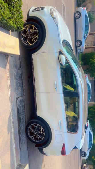 سبورتج 2019 GT فول مواصفات  مشاية 92 الف مكفولة منل صبغ بيها بارد فقط بين لبابين مكينة وكير بلادي ممفتوحات 
جاهزة مابيها اي نقص 
سعر 207 وبيها مجال بسيط 
***********
