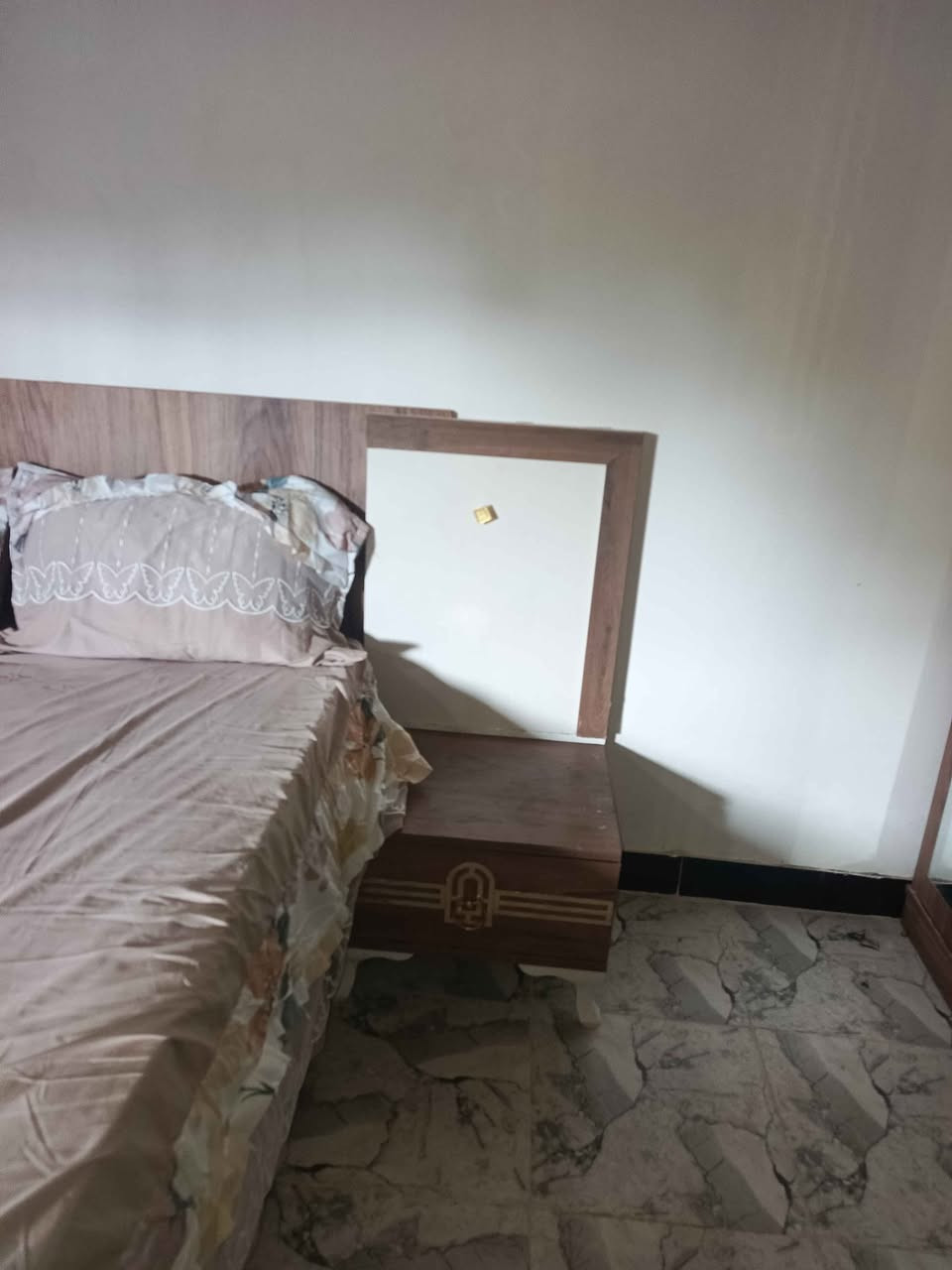 غرفه تركيه 6قطع ب 550وبيها مجالل مستعجل. كربلاء, العراق


**إذا كنت صاحب هذا الإعلان وتريد حذفه لأي سبب، رجاءا أرسل رسالة إلى الدعم الفني**
