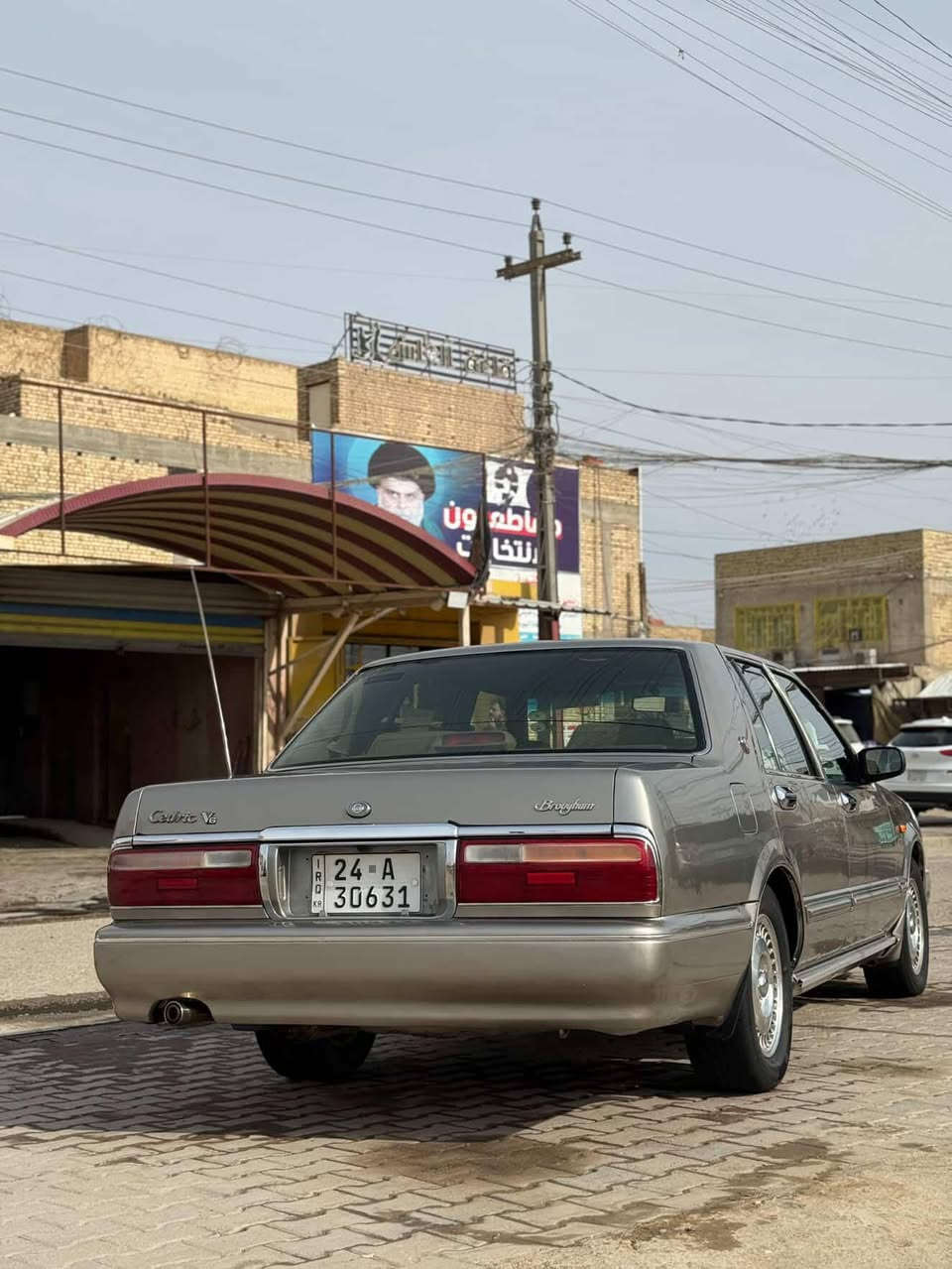 سلام عليكم شباب سدرك للبيع 2002 سياره وضع الشركه بلاديه تحكم مري شغال تبريد تتفئه جرص 120شغال كله عل بلاد مكينه كير اكسن دشبول زلغ مابيه كابريتر يابانيه سياره ألف ماعيزه  وشرط التحويل السعر 70بيه مجال حك الجيه المكان العماره ***********
